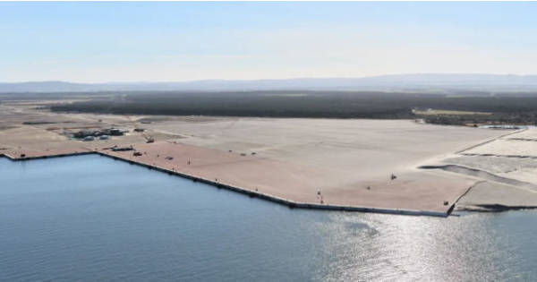 英国议员怒批政府：自取其辱，回头还得买中国涡轮机